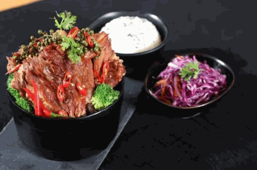 麻辣小鲜辣骨饭